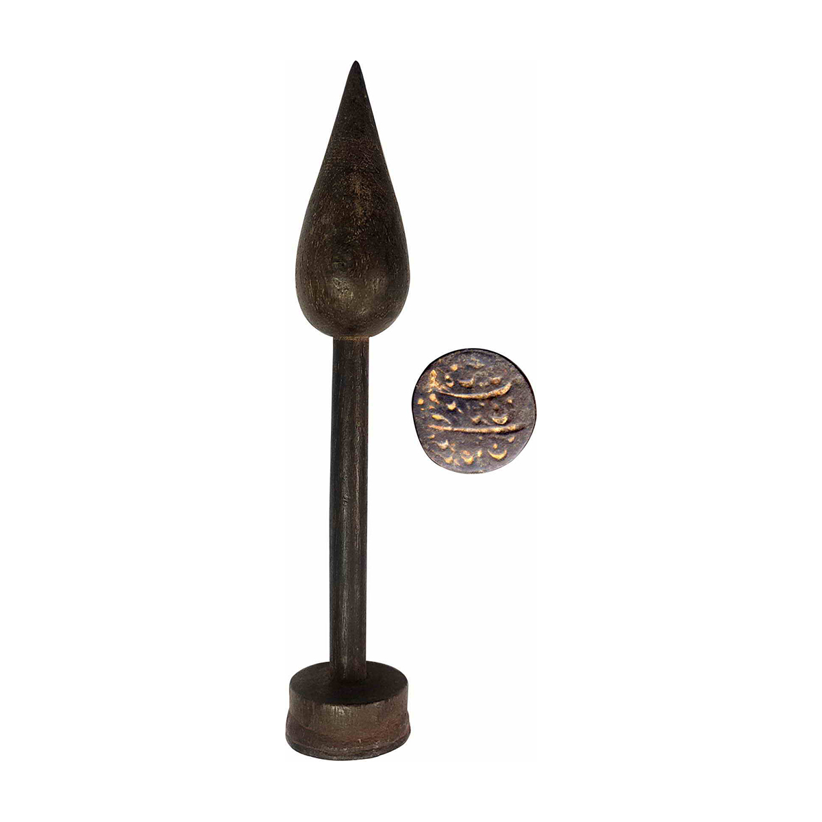 Private Coin-type Seal with a long wooden handle of about 140 mm, 19th century, Copper sea