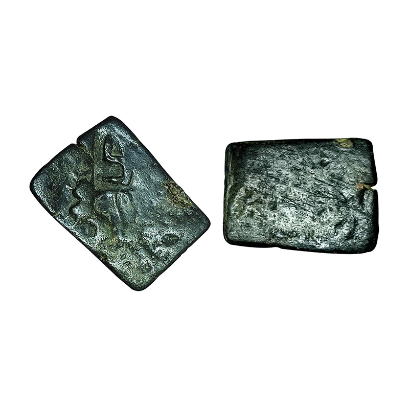 Satavahanas, Satakarni, Copper, 4.34 g, Karshapana, a Lion walking right with upraised tai