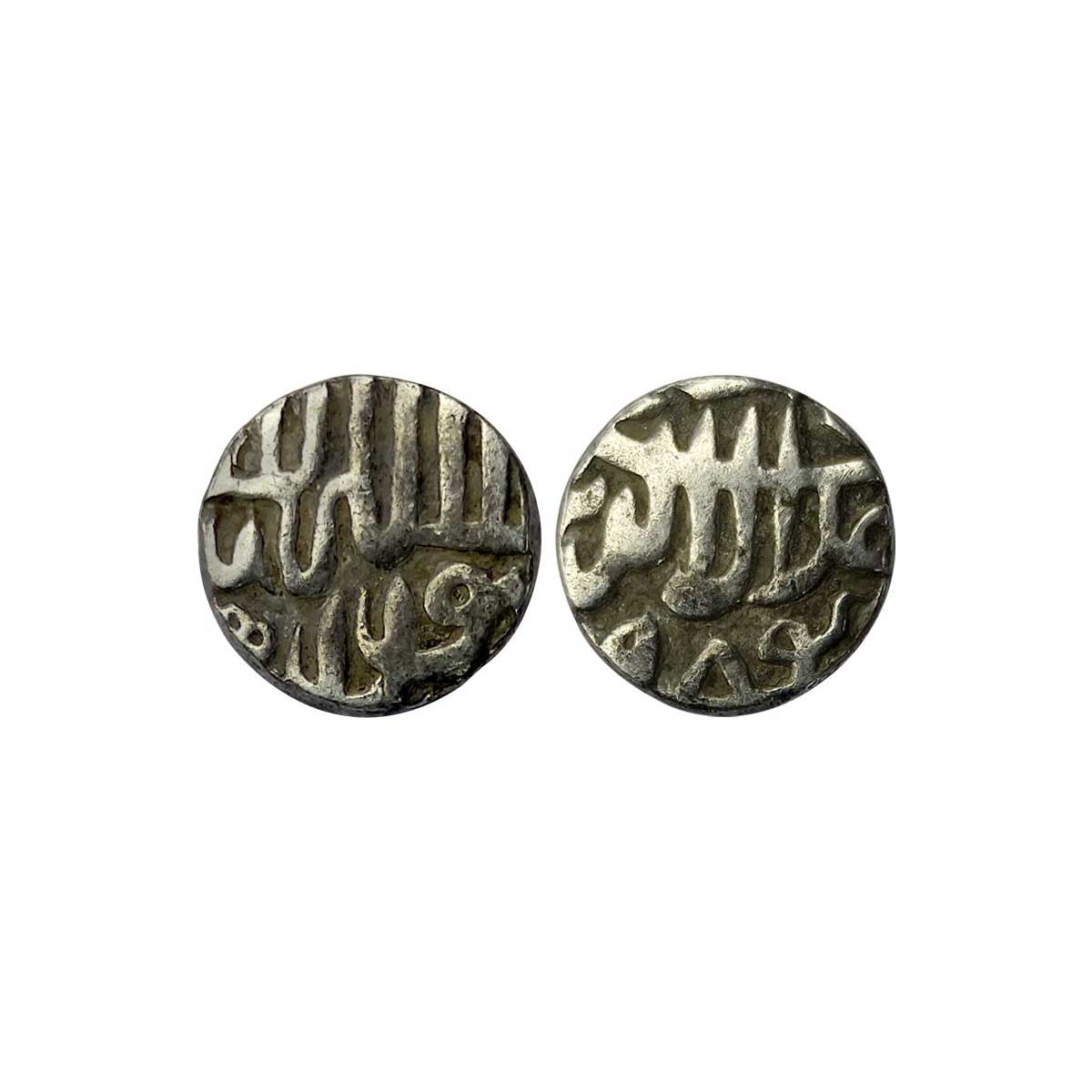 Mughals, Akbar, Silver, 6.90 g, Tanka, minted at Ujjain but without Mint name, Kalima type