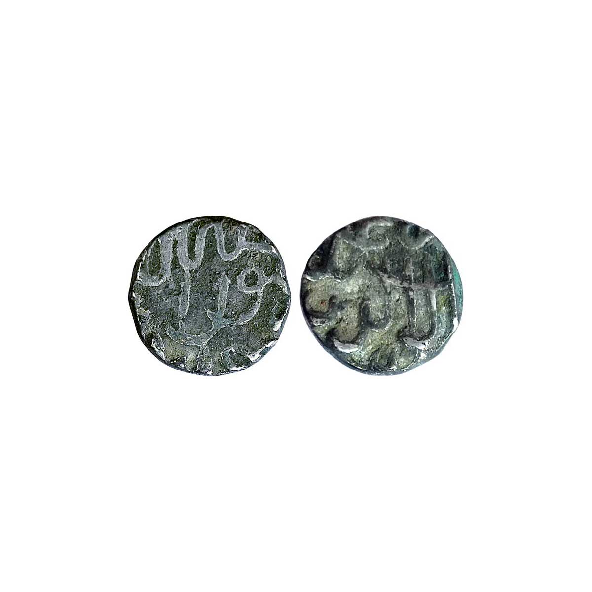 Mughals, Akbar, Silver, 3.59 g, ½ Tanka, minted at Ujjain but without Mint name, Kalima ty