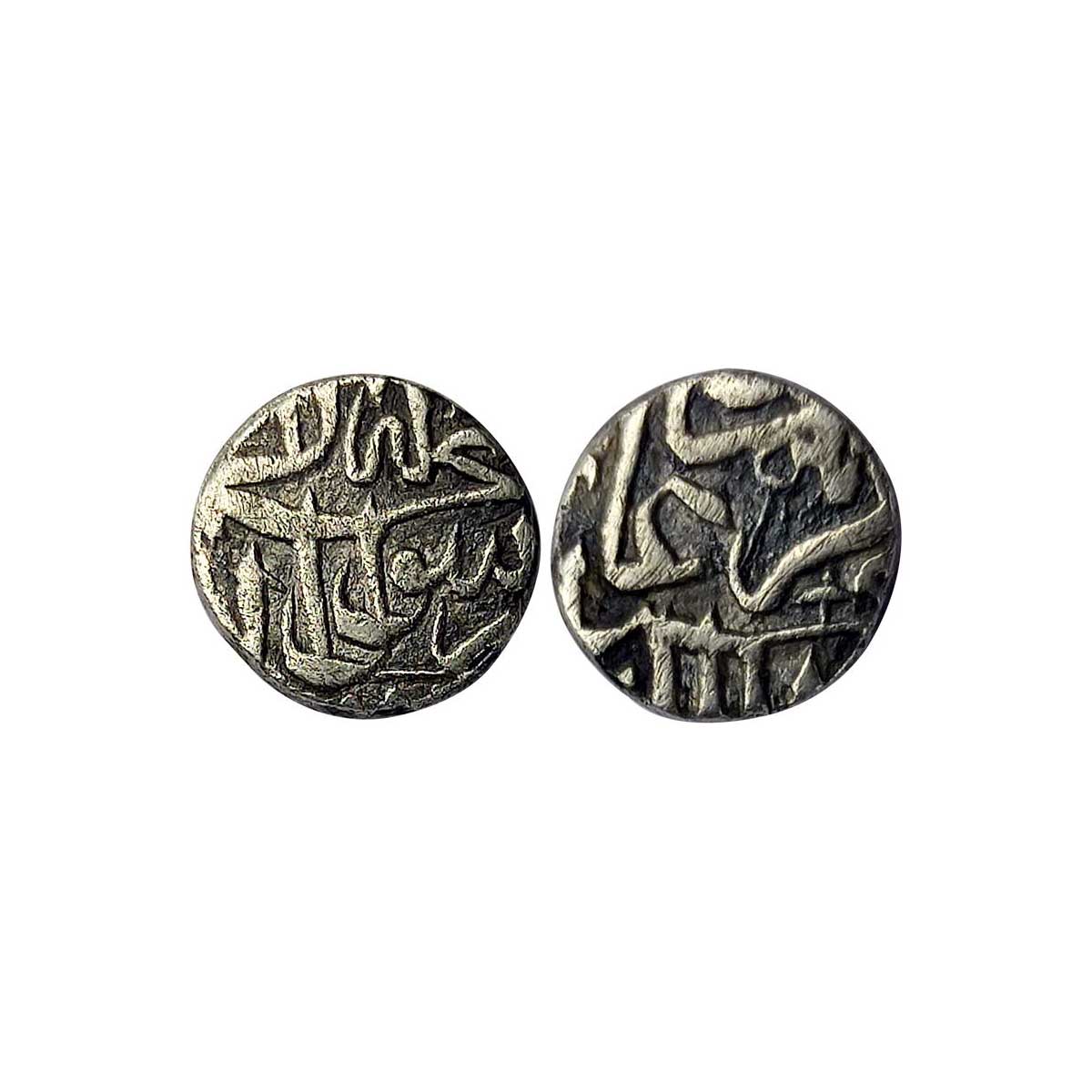 Mughals, Akbar, Silver, 2.50 g, ½ Mahmudi, Mulher Mint, Kalima type. Local issue of Wester