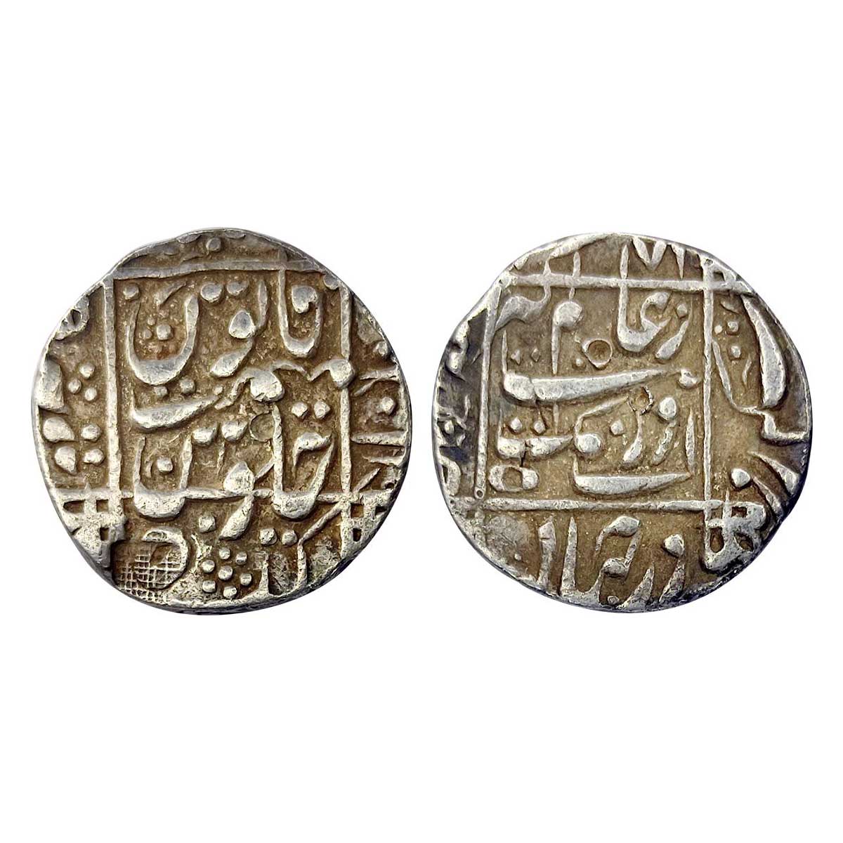 Mughals, Aurangzeb, Silver, Rupee, Junagadh Mint, Square-area type, Juna written in right 