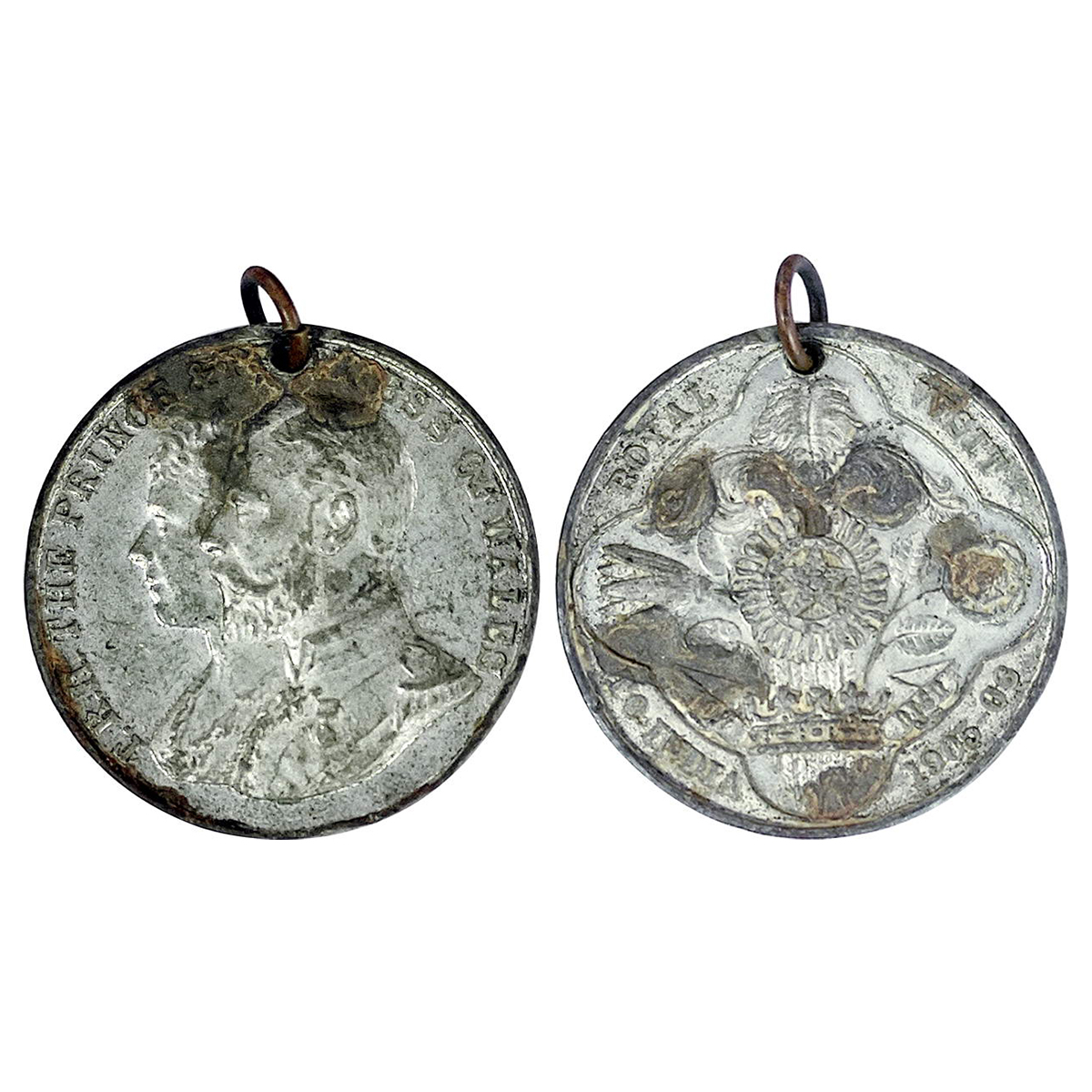 British India- Prince of Wales visit to India medal, 1905, white metal. Obv: conjoined bus