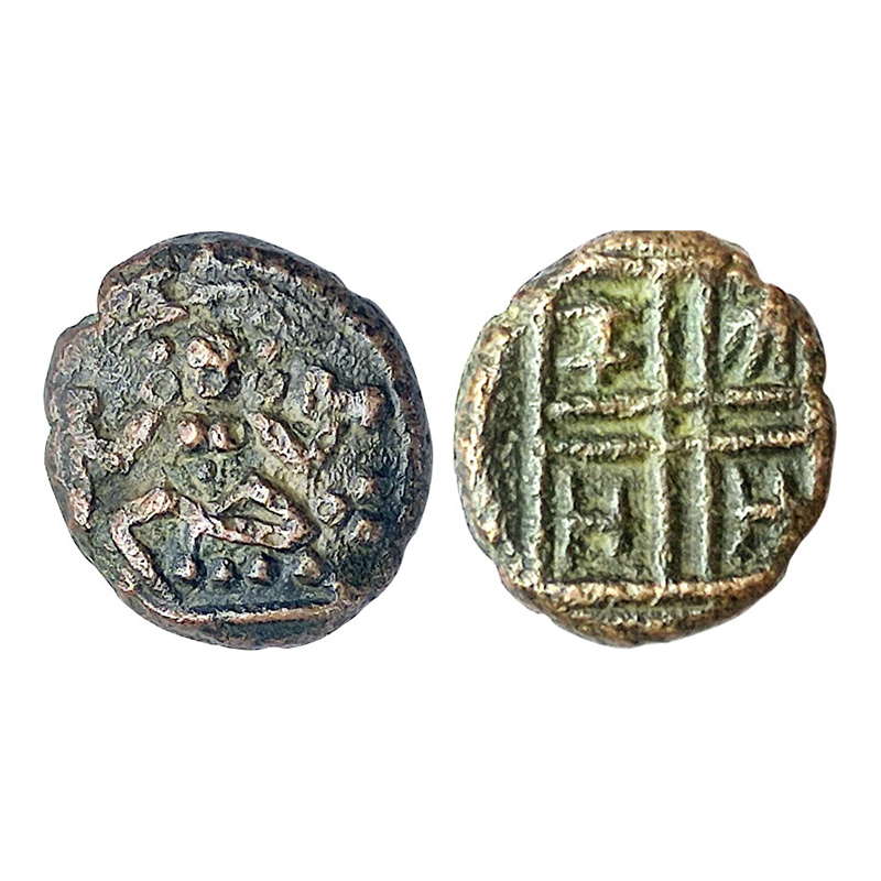 Mysore Kingdom, Copper, 2.22 g, 1 Kasu, a Goddess seated on obv. Nagari characters within 