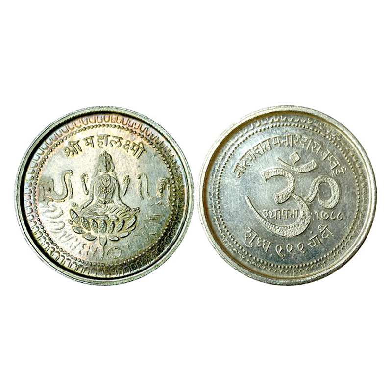 Aum Token, Silver, 10 g, Goddess Gaja-Lakshmi seated in the centre and Nagari name Shri Ma