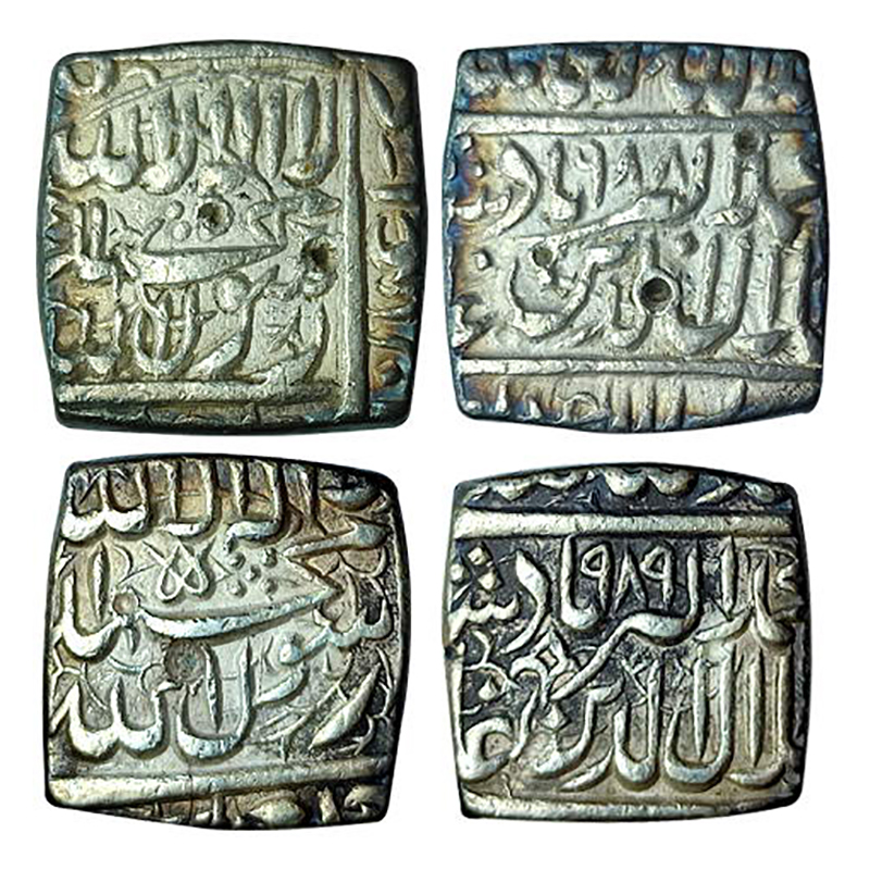 Akbar, Ahmedabad Mint, Square Rupee, Silver (2), 11.32 & 11.26 g, Kalima on obv, mint name