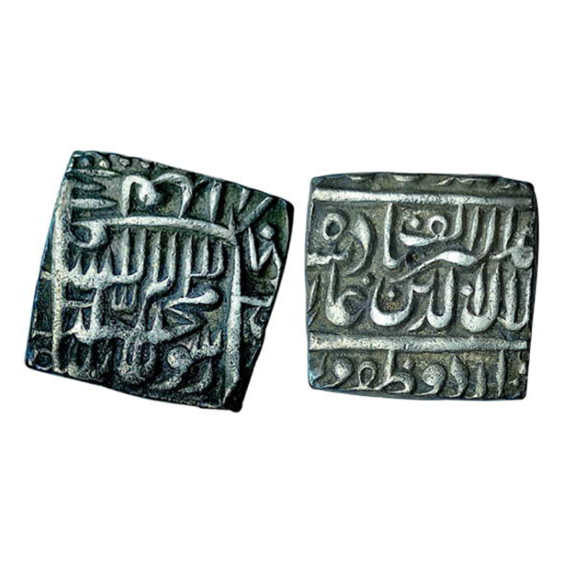 Akbar, Urdu Zafar Qarin Mint, Square Rupee, Silver, 11.34 g, Kalima on obv, nearly complet