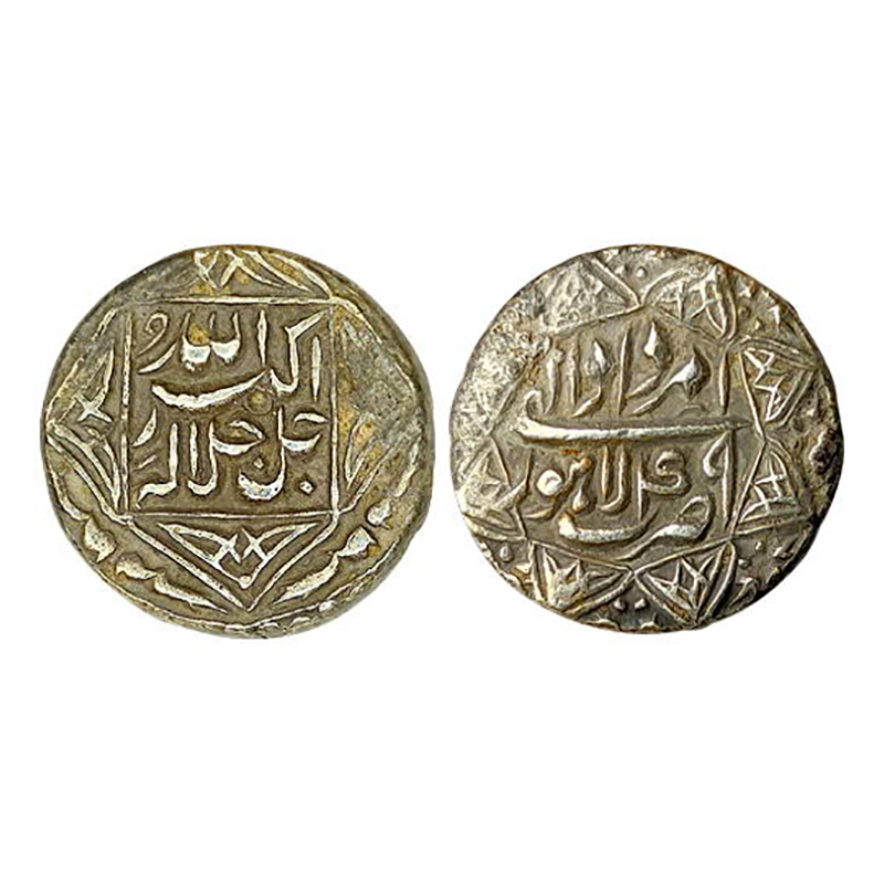 Akbar, Star Rupee, Lahore Mint, Silver, 11.36 g, Allahu Akbar type on with four-pointed St