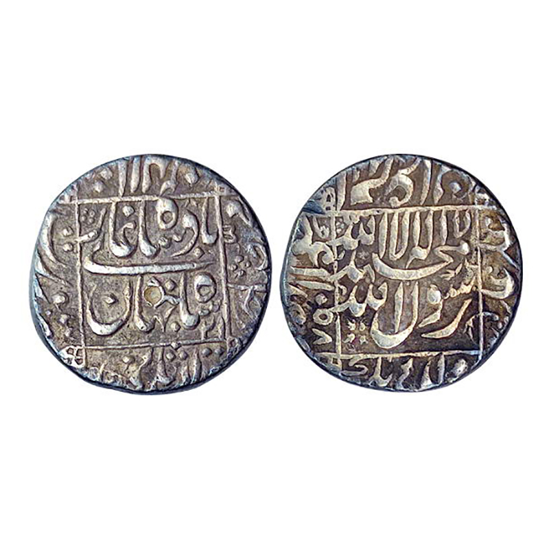 Shah Jahan, Surat Mint, Silver, Rupee, 11.49 g, Square area type with Kalima on obv, and c