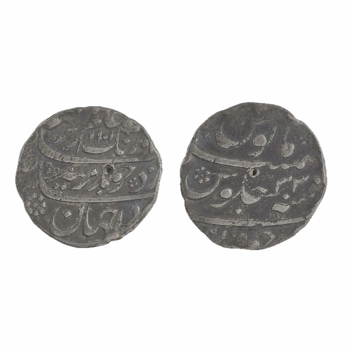 Aurangzeb, Rupee, Junagadh Mint, Silver, Badr Munir type. Mint name in the bottom line on 