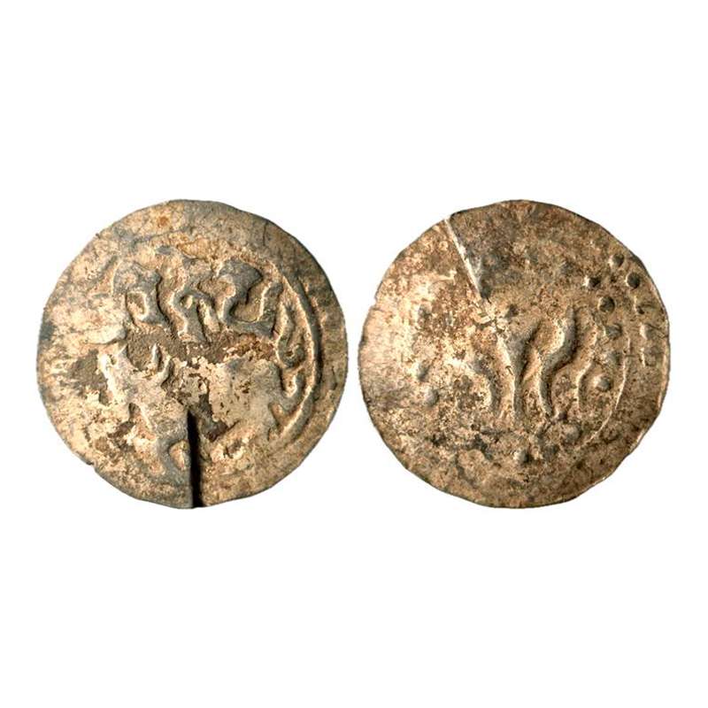Ancient Bengal, Harikela, Silver, 5.95 g, bull seated to left and Brahmi legend harikela a