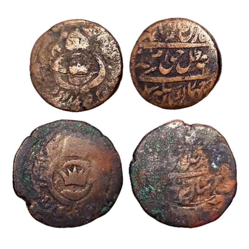 Awadh, Amjad Ali, Copper (2), Falus Paisa, two types with large flan and dumpy flan, coat 
