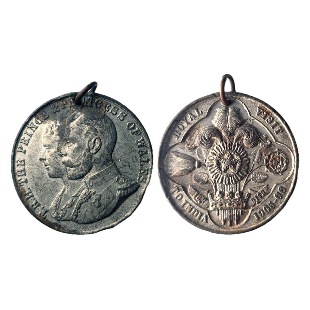 British India, Prince of Wales’ visit to India Medal, 1905, White Metal. Obv: conjoined bu