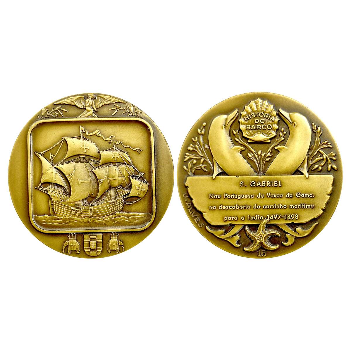 Indo Portugese, Vasco Da Gama's flag ship San Gabriel, Bronze Medal, 290 g. Obv: Ship, coa