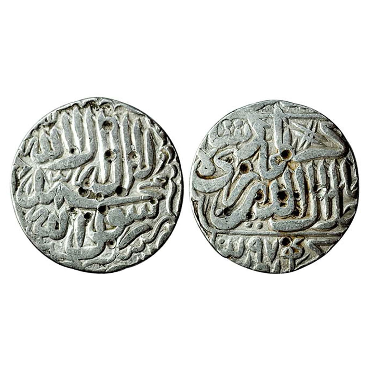 Akbar, Akbarpur Tanda mint, Silver, Rupee, Kalima type, mint name at bottom on rev, AH 974