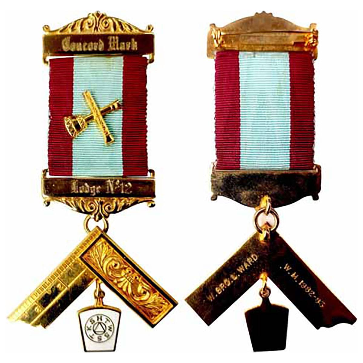 Masonic Medal Gold glit on Bronze, Lodge no. 12 with ribbon, wearing pin, bar a nd insigni